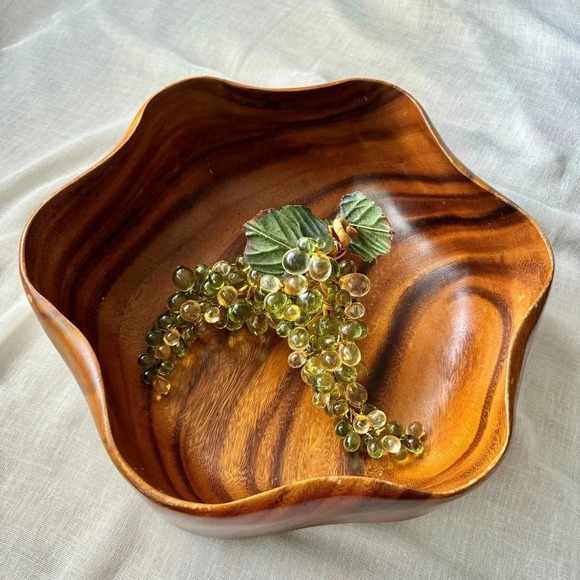 Vintage Extra Large Hexagon Scalloped Edge Carved Wooden Bowl - Picture 1 of 14